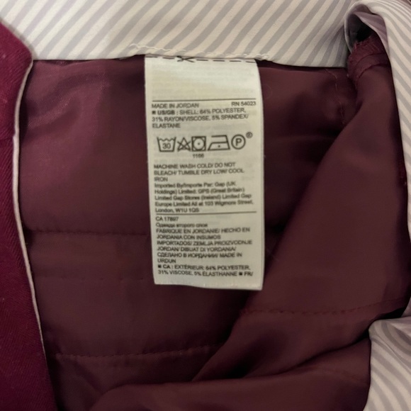 Banana Republic Ryan Pants, Raspberry Color - Picture 9 of 9